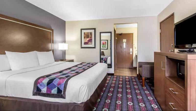 Holiday Inn Express & Suites Tulsa East - Catoosa By Ihg Exterior foto